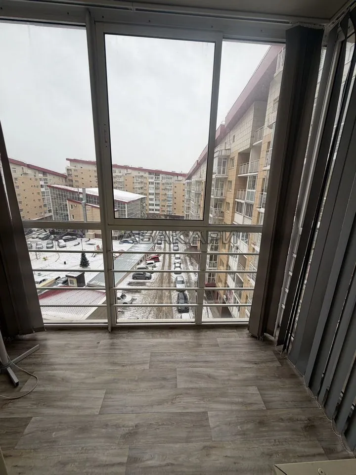 1-комнатная улица Авиаторов, 23  за 42000 руб/мес фото 13