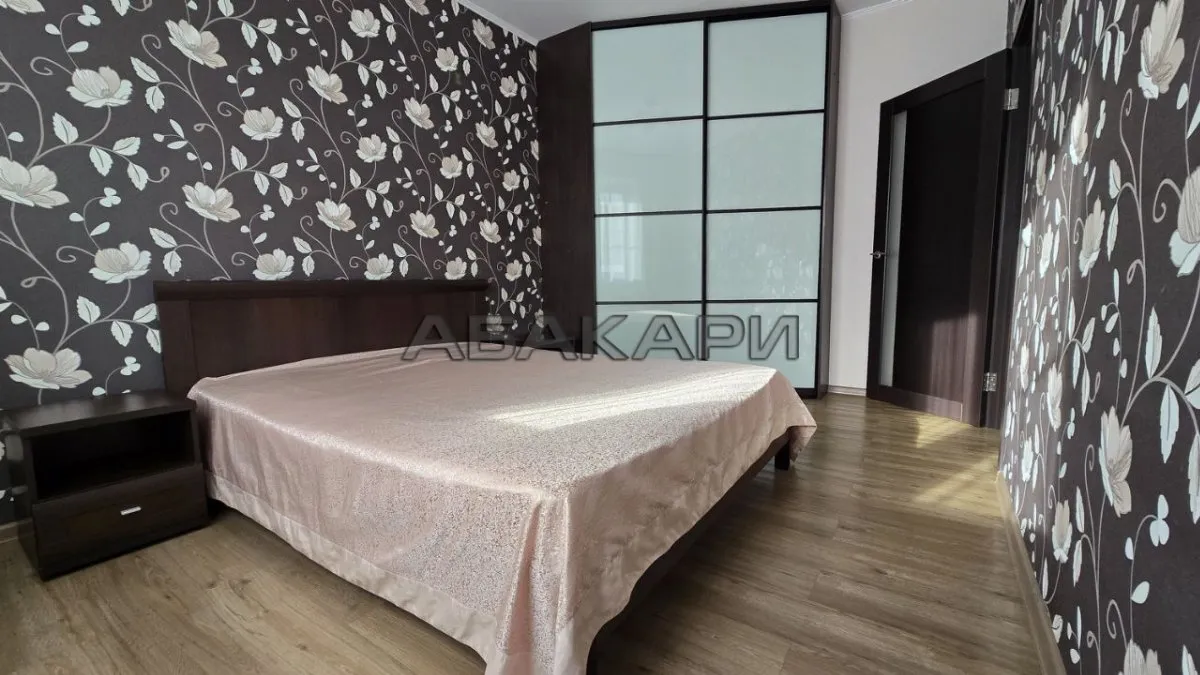 2-комнатная улица Побежимова, 11  за 40000 руб/мес фото 4