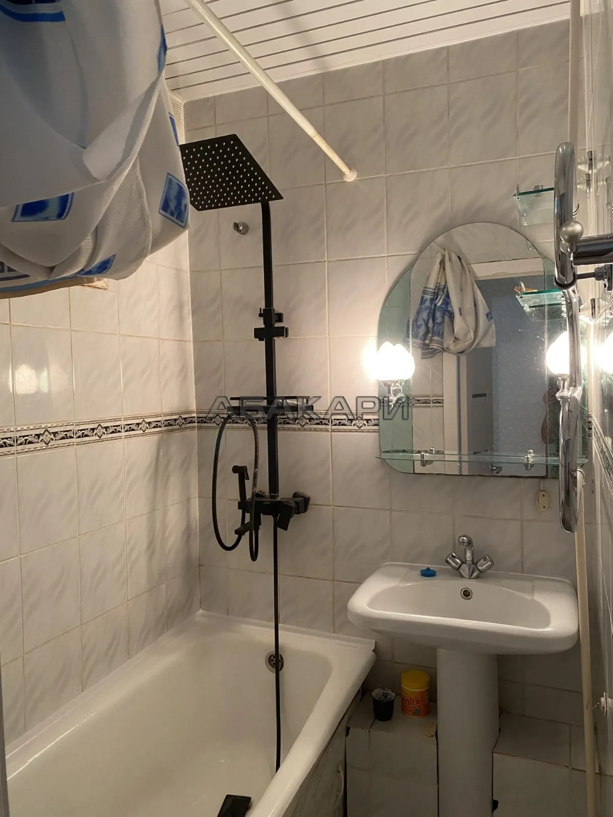 3-комнатная улица 60 лет Октября, 100  за 39000 руб/мес фото 9