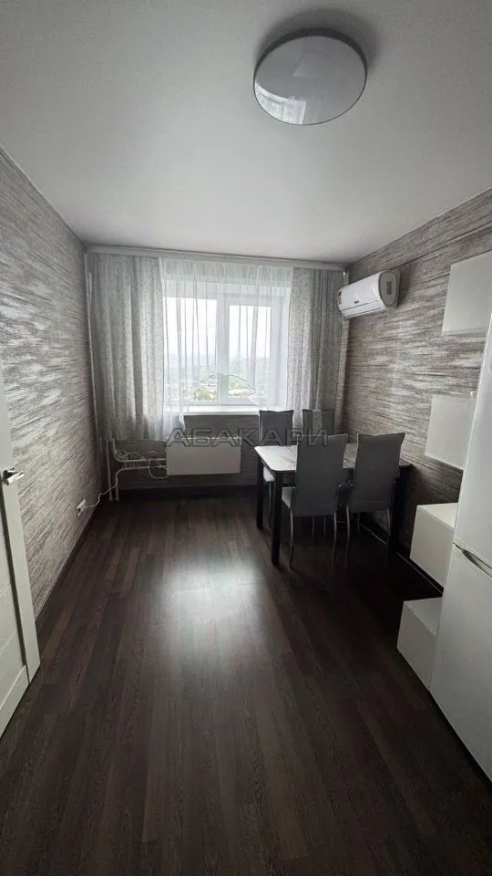 1-комнатная улица Любы Шевцовой, 80  за 35000 руб/мес фото 6