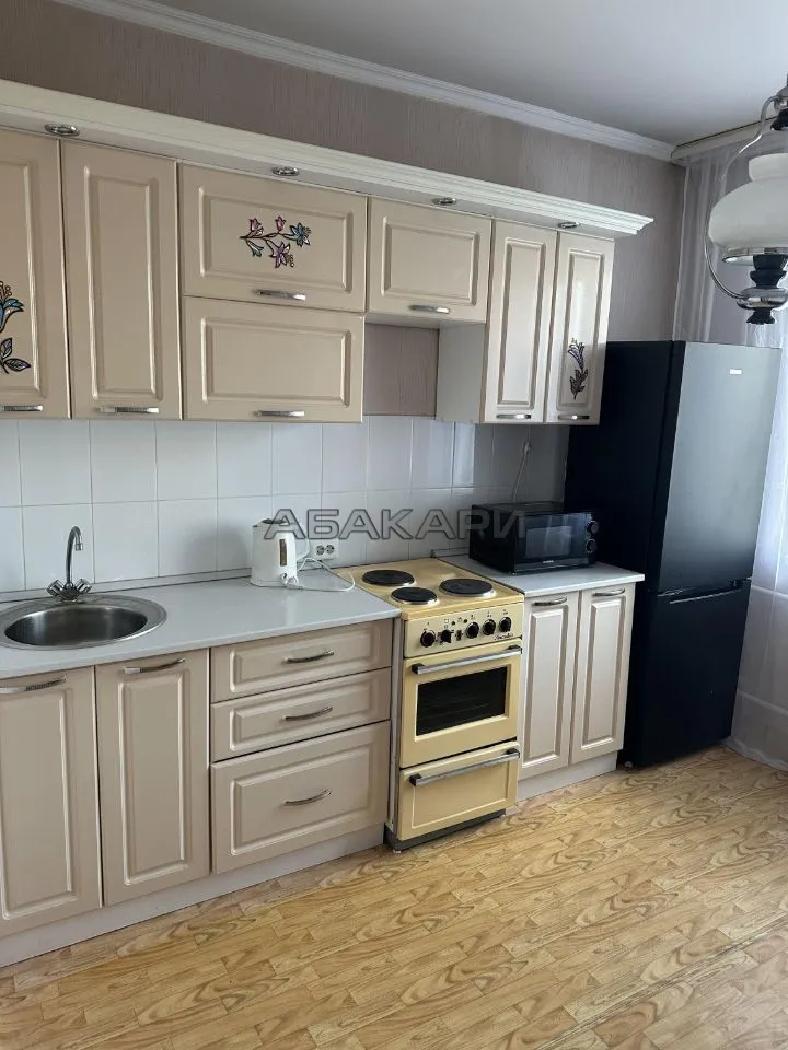 1-комнатная улица Весны, 17 за 35000 руб/мес фото 2 1-комнатная улица Весны, 17 за 35000 руб/мес фото 2