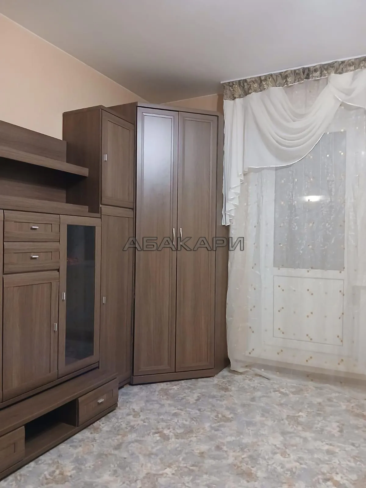 1-комнатная улица 9 Мая, 73  за 27000 руб/мес фото 3