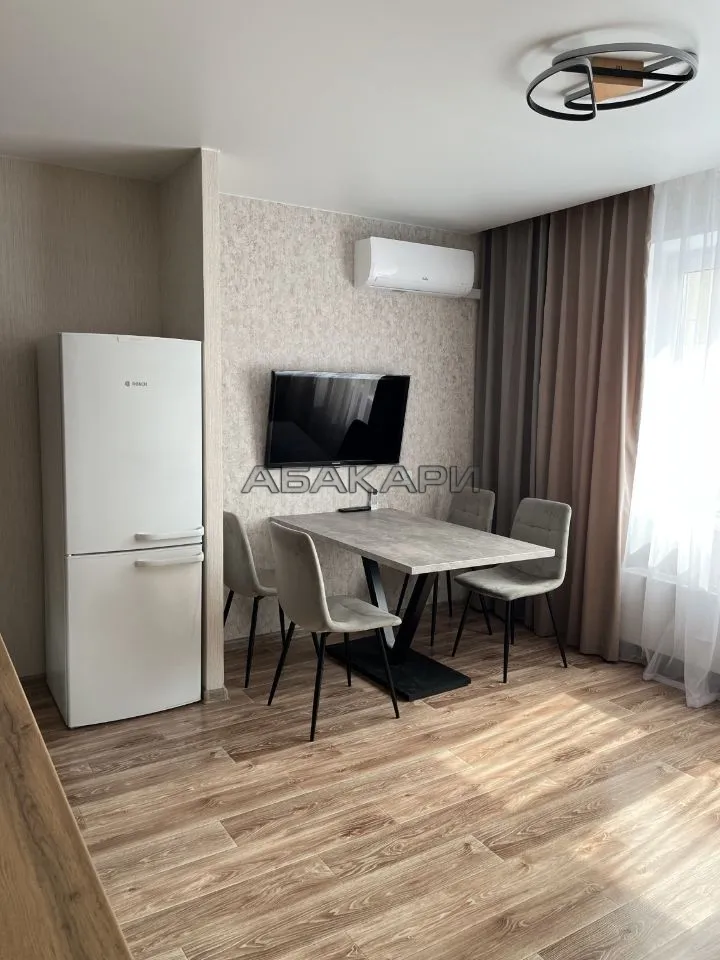 3-комнатная улица Дубровинского, 110Г  за 65000 руб/мес фото 10