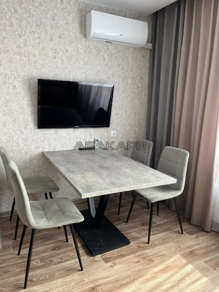 3-комнатная улица Дубровинского, 110Г  за 65000 руб/мес фото 11