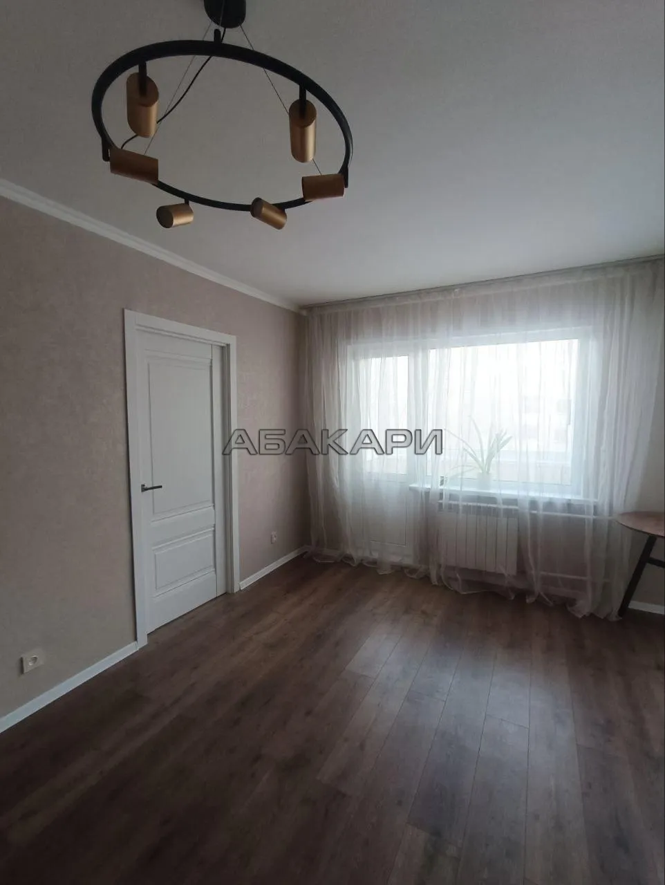 2-комнатная проспект имени Газеты Красноярский Рабочий, 109А  за 30000 руб/мес фото 2