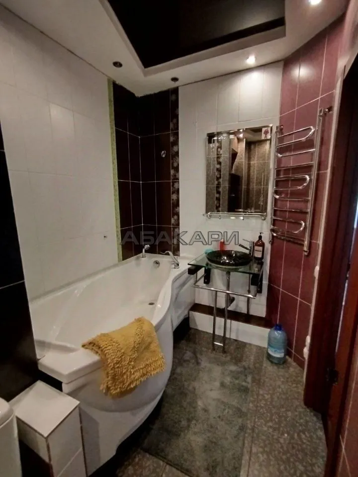 4-комнатная Свободный проспект, 75А  за 60000 руб/мес фото 9