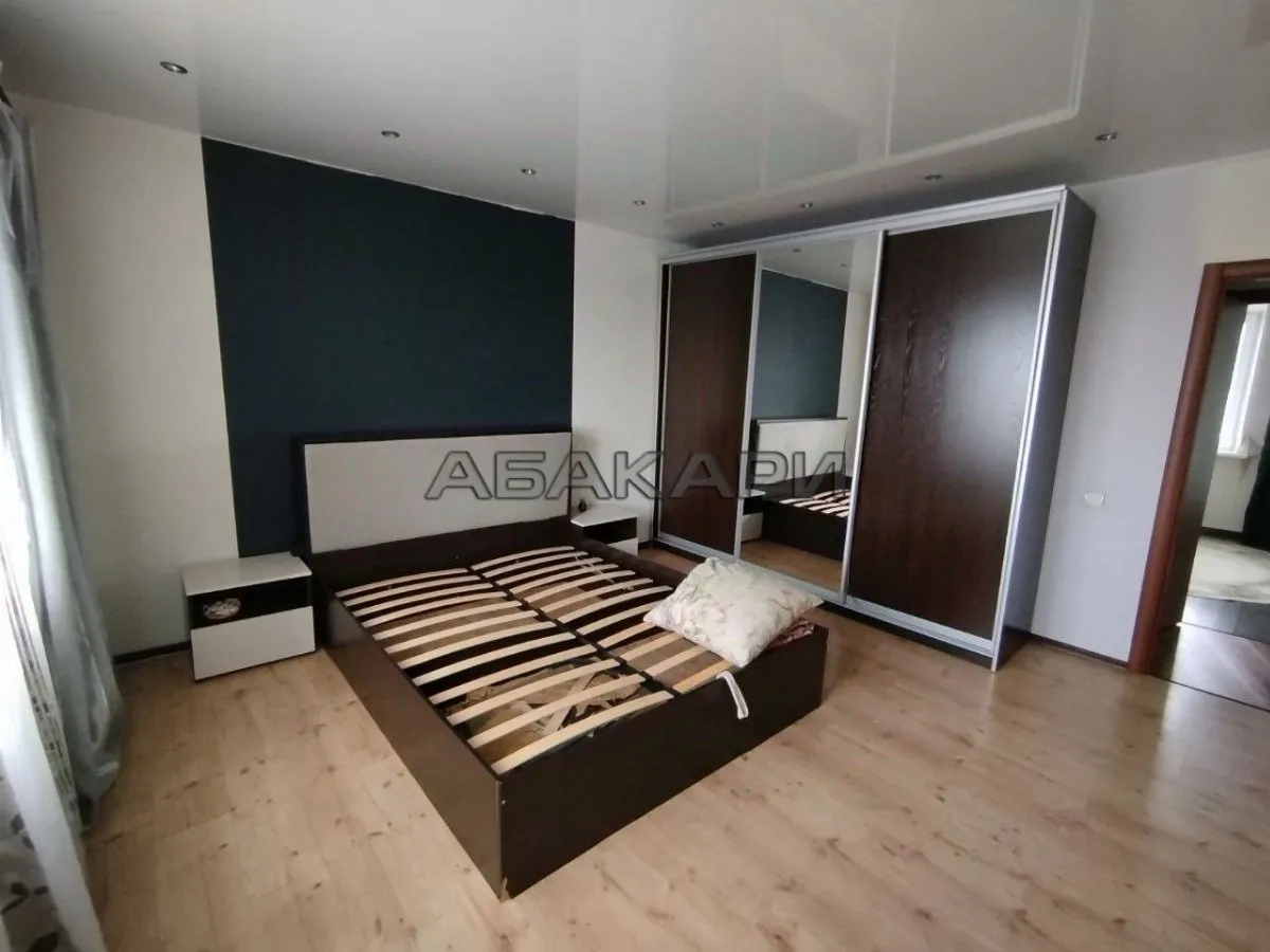 4-комнатная Свободный проспект, 75А  за 60000 руб/мес фото 11