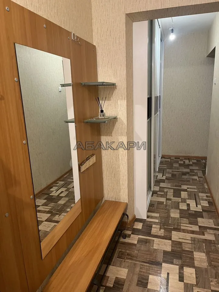 2-комнатная улица Академика Киренского, 35  за 35000 руб/мес фото 1