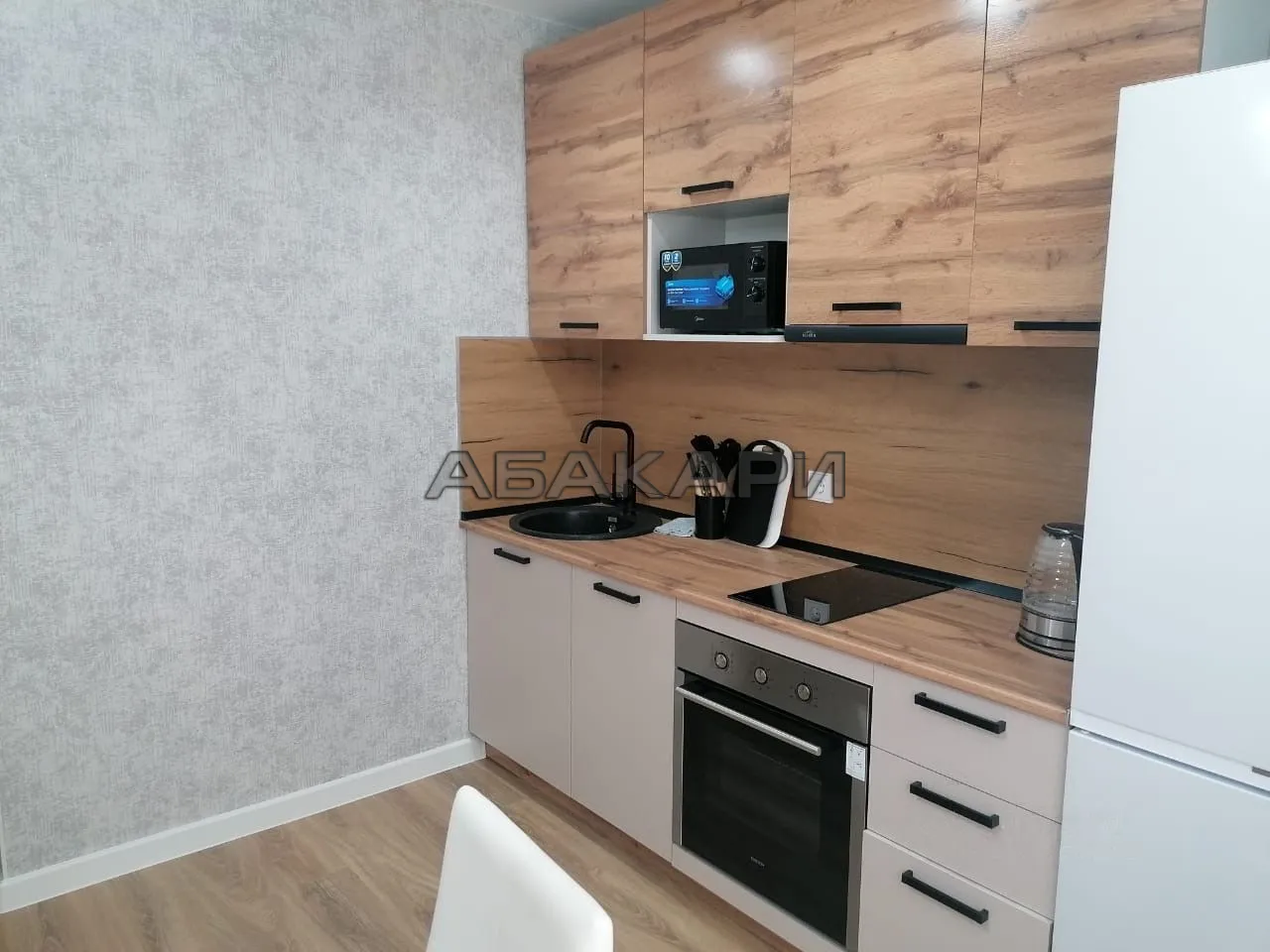 1-комнатная улица Авиаторов, 40  за 45000 руб/мес фото 16