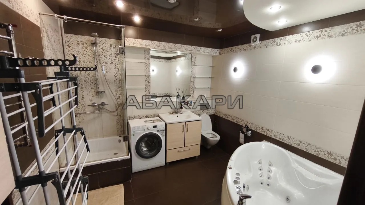 3-комнатная улица Алексеева, 27  за 55000 руб/мес фото 1