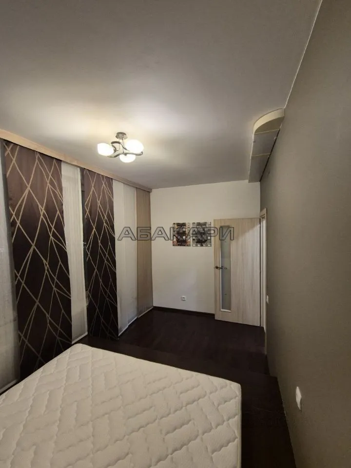 2-комнатная улица Академика Киренского, 24  за 38000 руб/мес фото 1