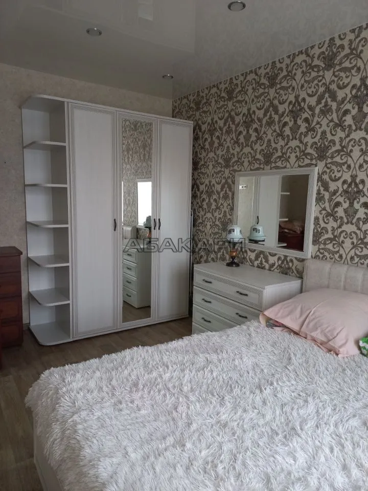 2-комнатная улица Молокова, 17  за 42000 руб/мес фото 4