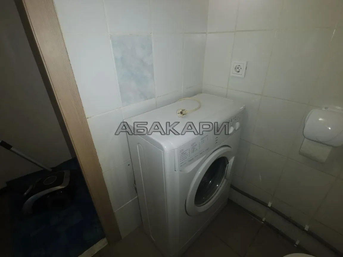 1-комнатная улица Урицкого, 115  за 30000 руб/мес фото 9