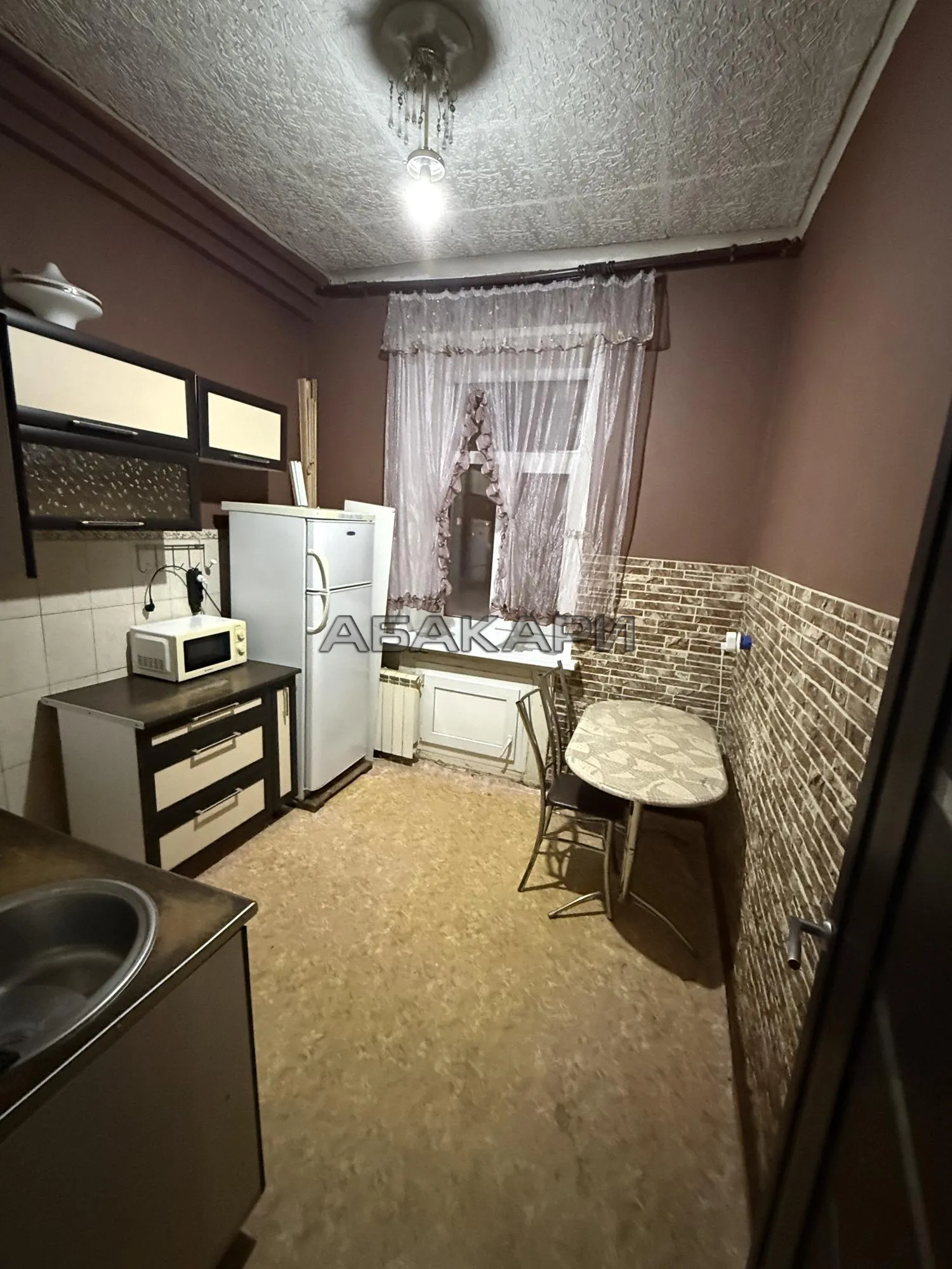 2-комнатная улица Юности, 33 за 30000 руб/мес фото 1 2-комнатная улица Юности, 33 за 30000 руб/мес фото 1