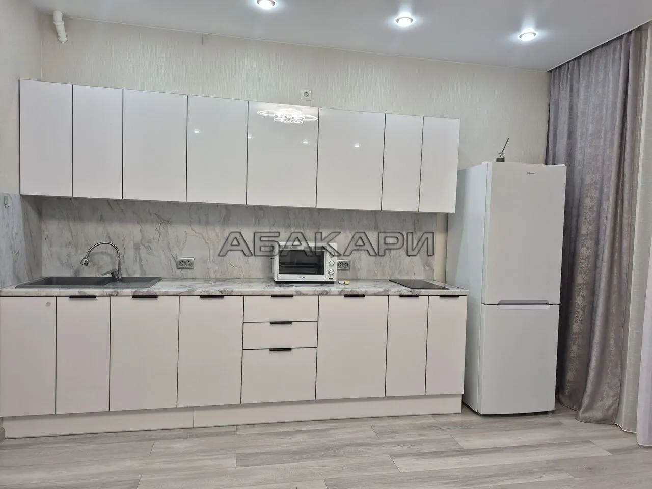 2-комнатная улица Петра Ломако, 10 за 35000 руб/мес фото 1 2-комнатная улица Петра Ломако, 10 за 35000 руб/мес фото 1