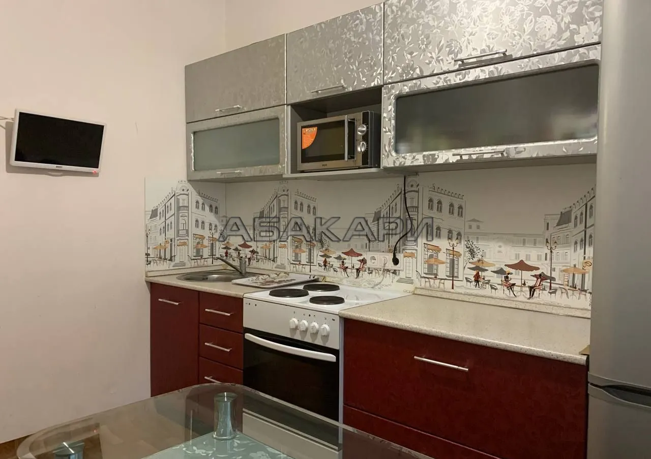 1-комнатная улица Карамзина, 20 за 25000 руб/мес фото 1 1-комнатная улица Карамзина, 20 за 25000 руб/мес фото 1