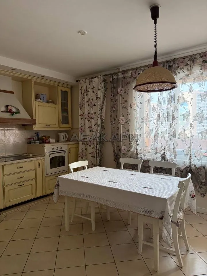 3-комнатная Судостроительная улица, 137  за 50000 руб/мес фото 2