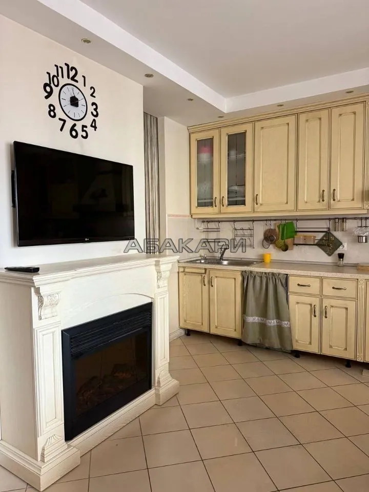 3-комнатная Судостроительная улица, 137  за 50000 руб/мес фото 3