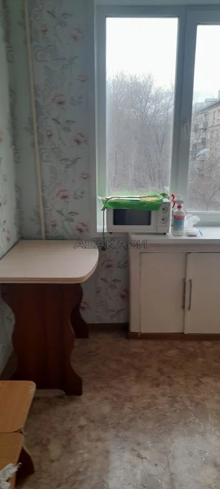 2-комнатная проспект имени Газеты Красноярский Рабочий, 106А  за 26000 руб/мес фото 9