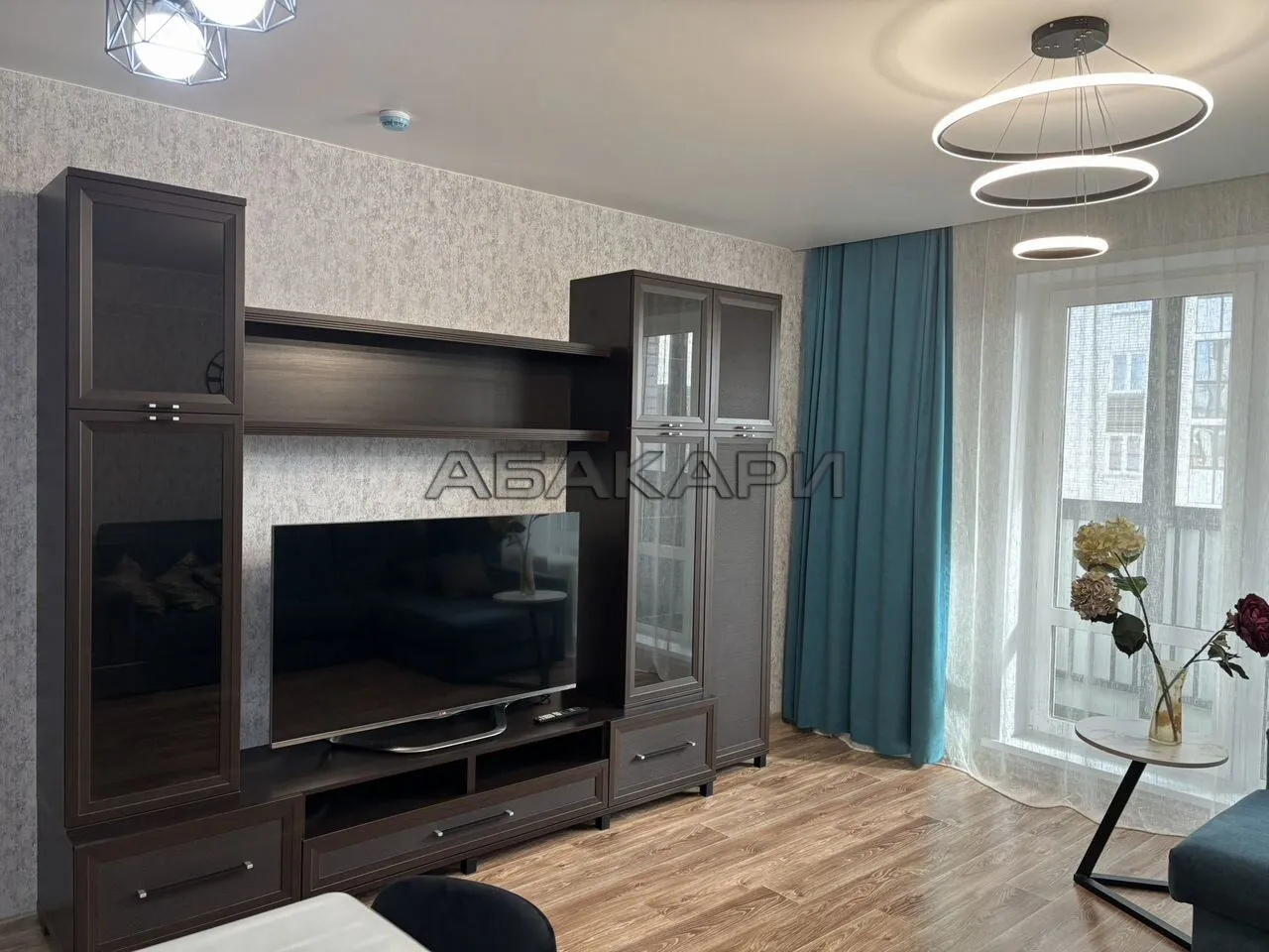 2-комнатная улица Дубровинского, 110Г  за 41000 руб/мес фото 3