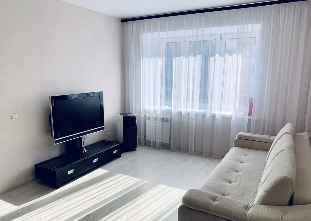 1-комнатная Регатная улица, 4  за 42000 руб/мес фото 4