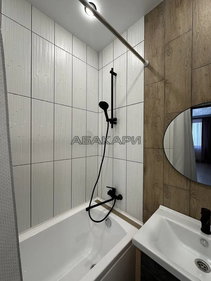 2-комнатная Свободный проспект, 66М  за 50000 руб/мес фото 6