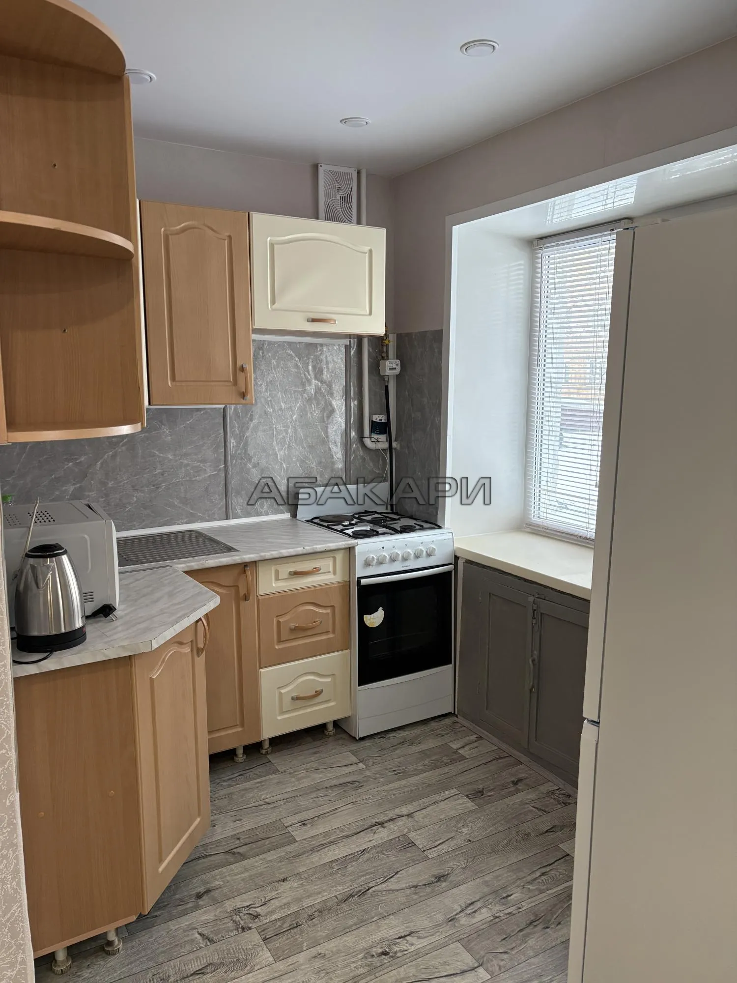 3-комнатная 2-я Краснофлотская улица, 19  за 40000 руб/мес фото 1