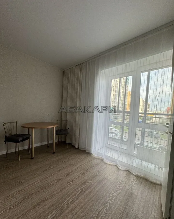 1-комнатная улица Петра Ломако, 2  за 45000 руб/мес фото 5