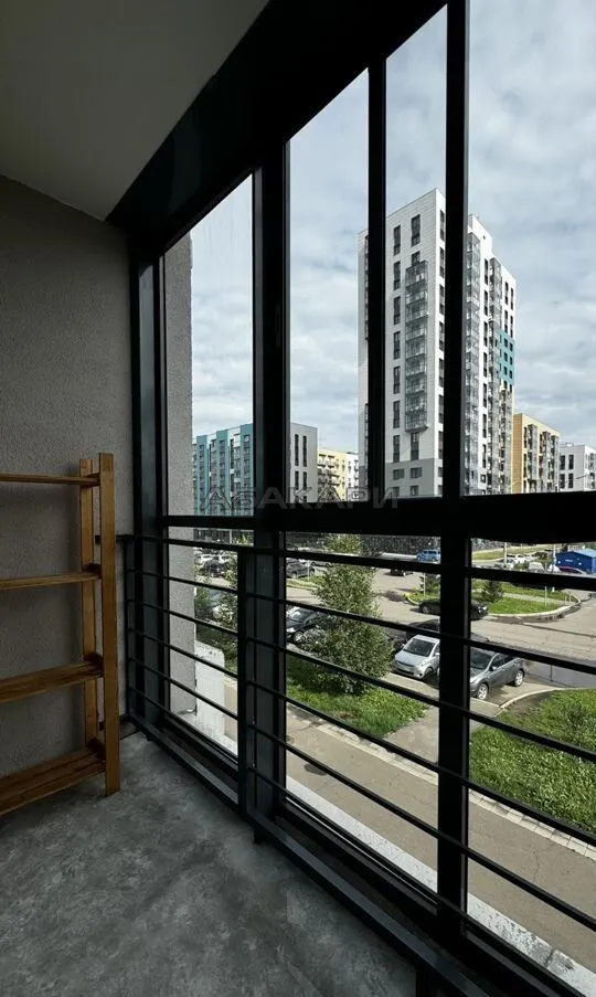 1-комнатная улица Петра Ломако, 2  за 45000 руб/мес фото 7