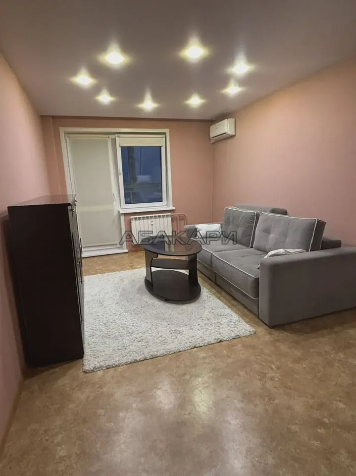 студия Ярыгинская набережная, 9 за 27000 руб/мес фото 1 студия Ярыгинская набережная, 9 за 27000 руб/мес фото 1