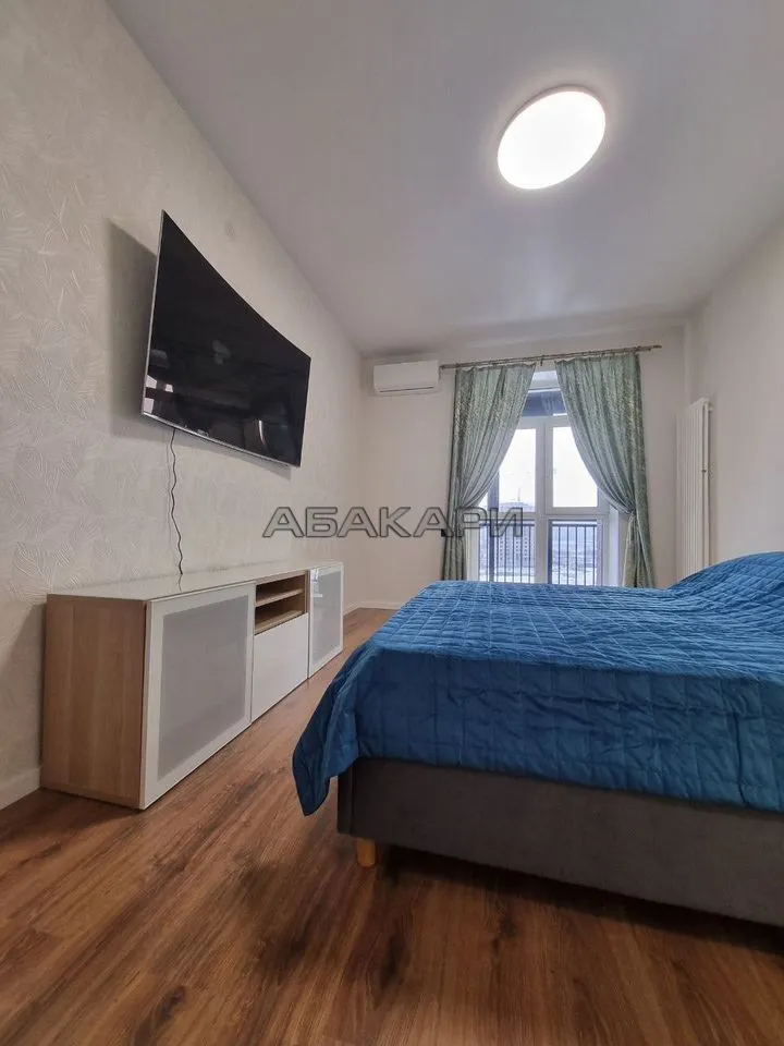 2-комнатная улица Бограда, 105  за 50000 руб/мес фото 1