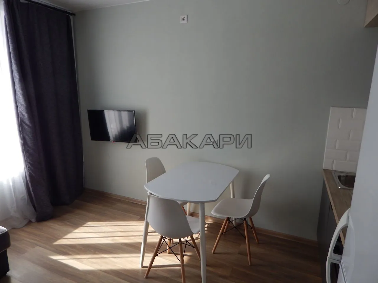 1-комнатная Высотная улица, 2В/1  за 40000 руб/мес фото 3