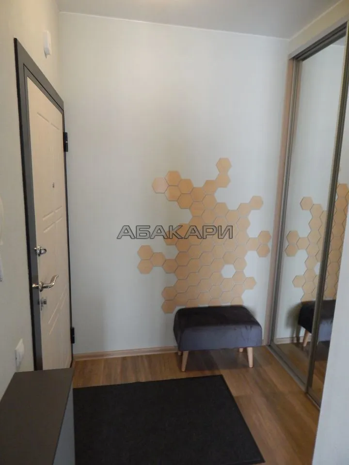 1-комнатная Высотная улица, 2В/1  за 40000 руб/мес фото 4