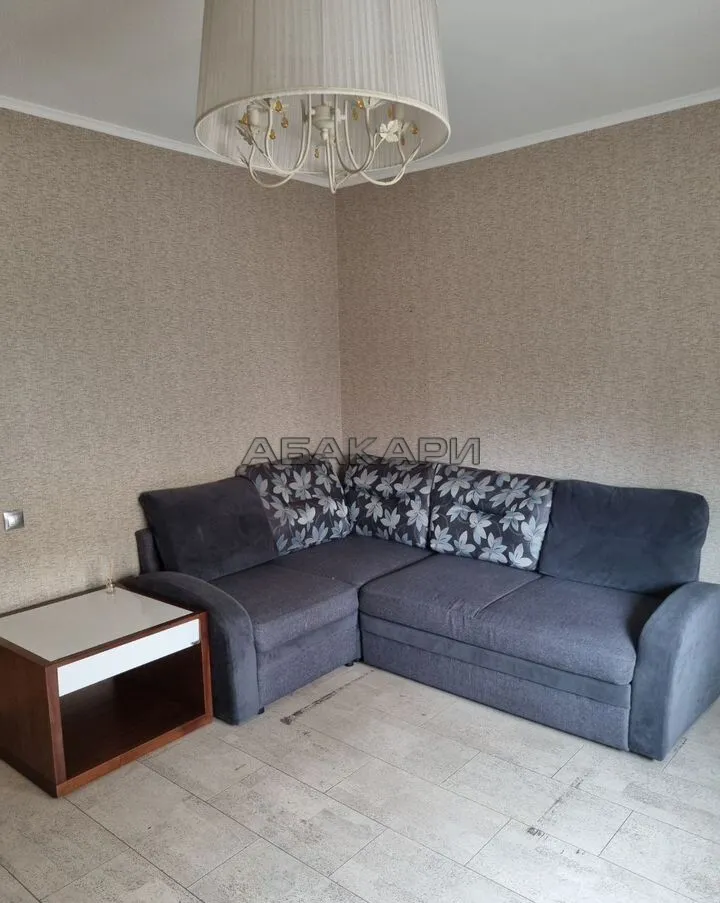 3-комнатная улица Молокова, 68  за 45000 руб/мес фото 4