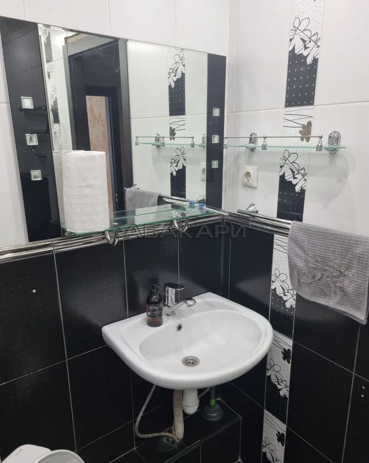 3-комнатная улица Молокова, 68  за 45000 руб/мес фото 17