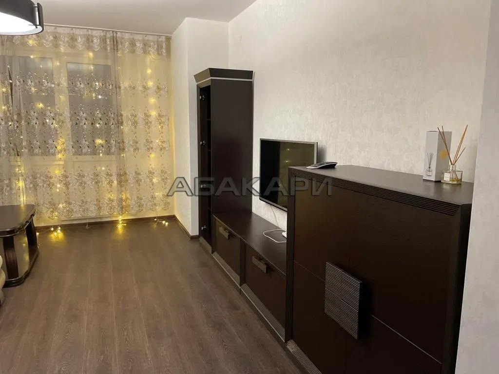 1-комнатная Краснодарская улица, 8  за 30000 руб/мес фото 3