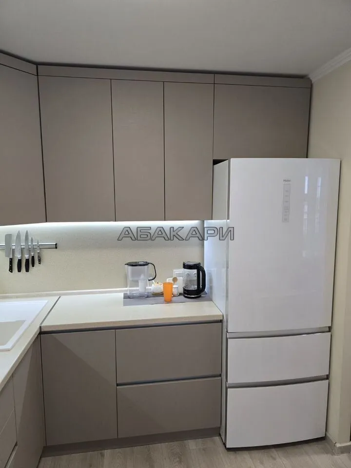 3-комнатная Якорный переулок, 10  за 65000 руб/мес фото 3