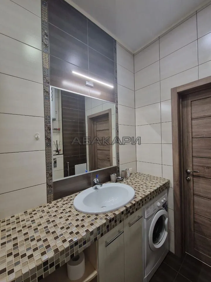 1-комнатная улица Авиаторов, 21  за 45500 руб/мес фото 10