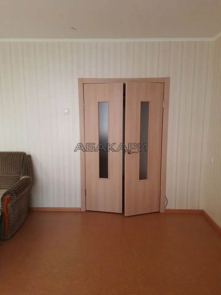 1-комнатная Караульная улица, 82  за 33000 руб/мес фото 1