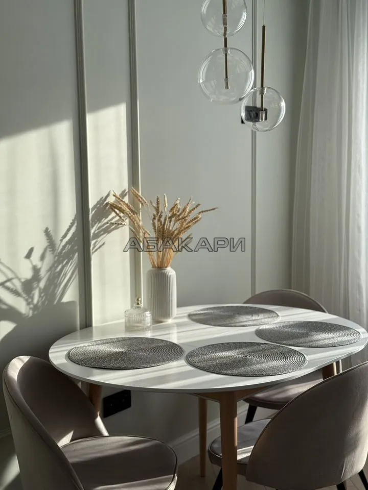 2-комнатная улица Петра Ломако, 6  за 70000 руб/мес фото 2