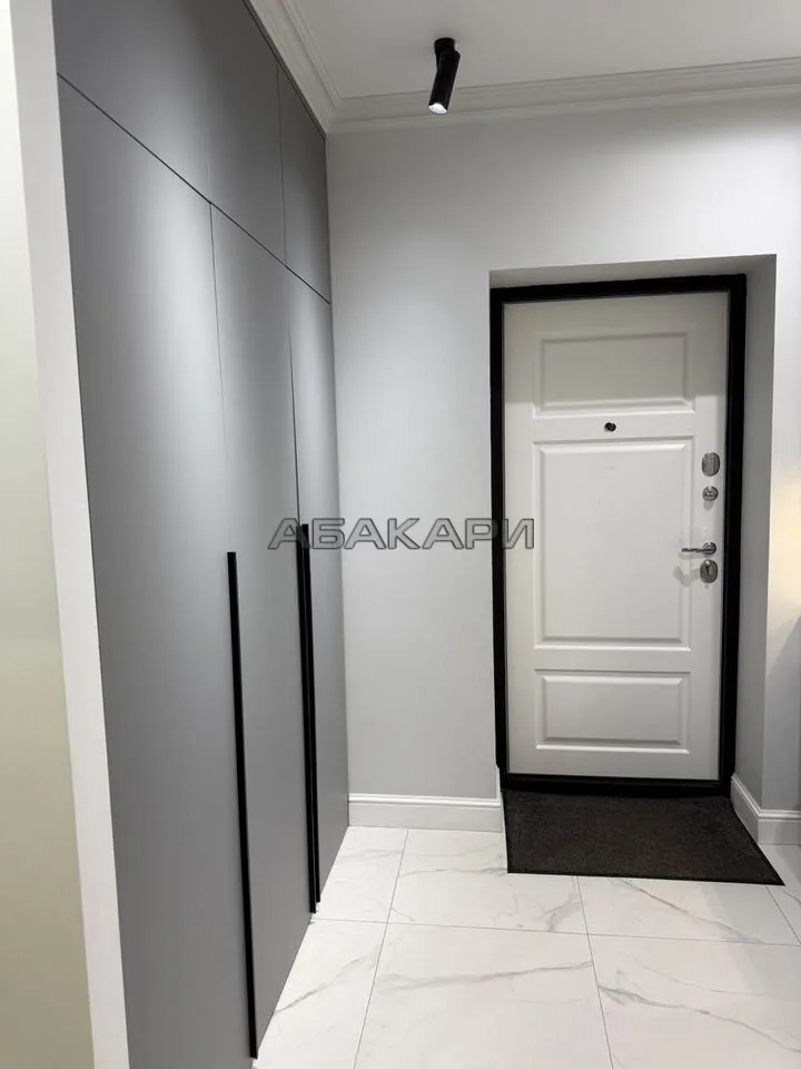 2-комнатная улица Петра Ломако, 6  за 70000 руб/мес фото 7