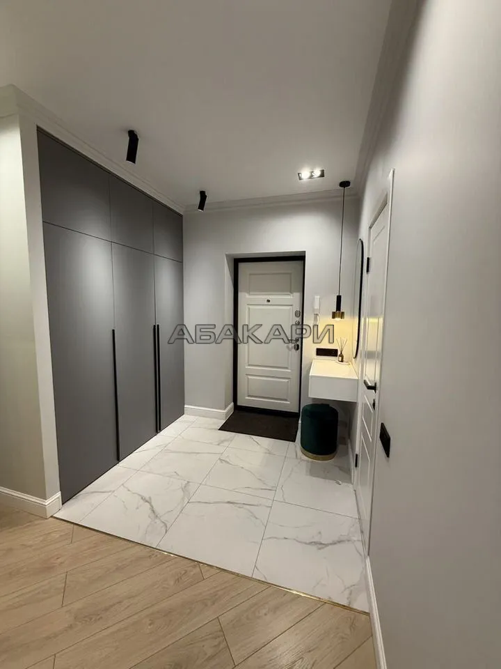 2-комнатная улица Петра Ломако, 6  за 70000 руб/мес фото 9