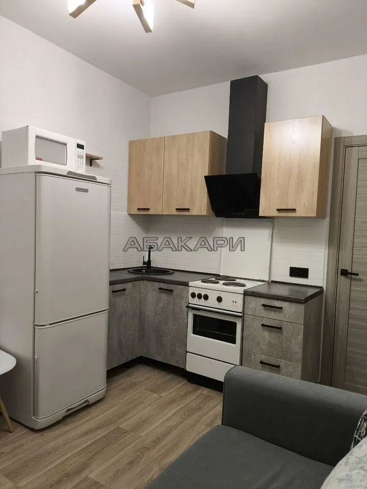 2-комнатная Ленинградская улица, 6  за 30000 руб/мес фото 1