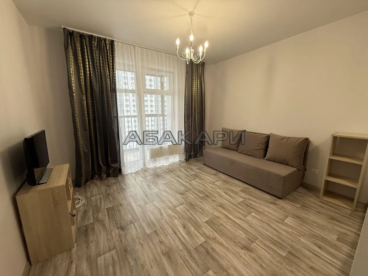 студия Свердловская улица, 6Л  за 30000 руб/мес фото 2