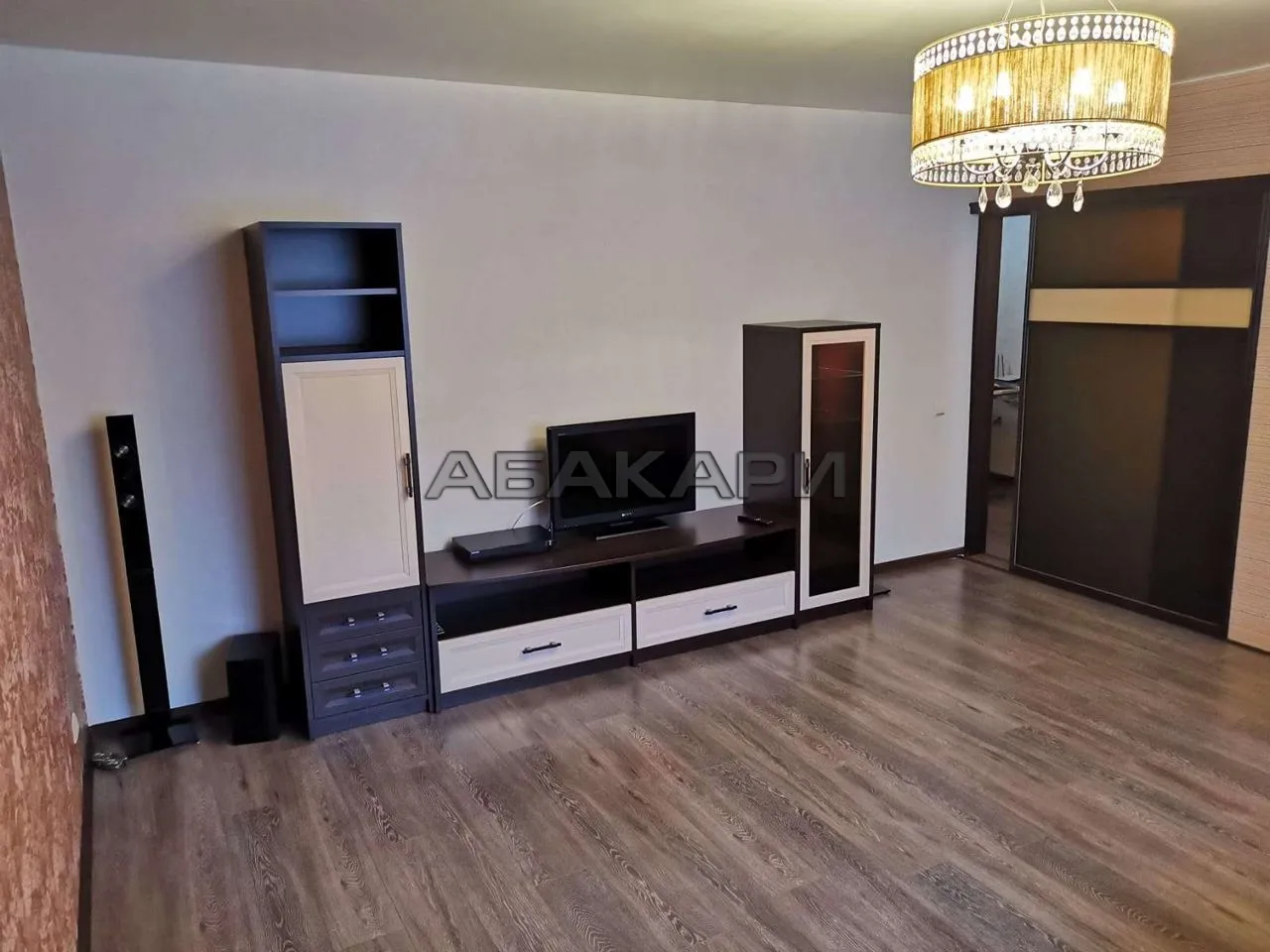 2-комнатная улица Толстого, 17  за 45000 руб/мес фото 1