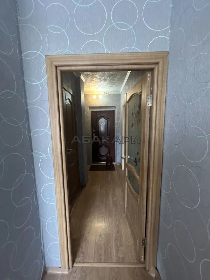 1-комнатная улица 9 Мая, 33  за 30000 руб/мес фото 9