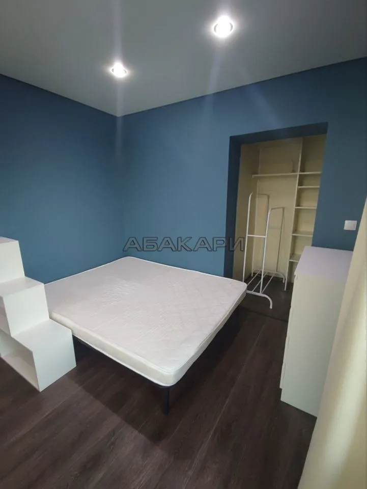 1-комнатная проспект имени Газеты Красноярский Рабочий, 100А  за 30000 руб/мес фото 3