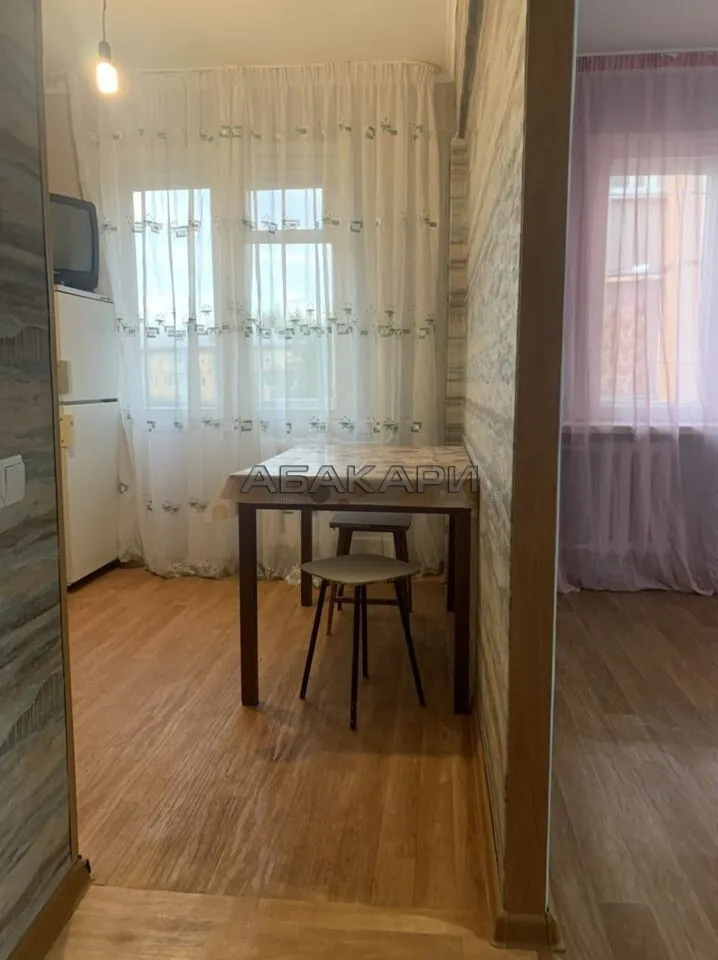 1-комнатная улица Анатолия Гладкова, 29 за 25000 руб/мес фото 3 1-комнатная улица Анатолия Гладкова, 29 за 25000 руб/мес фото 3