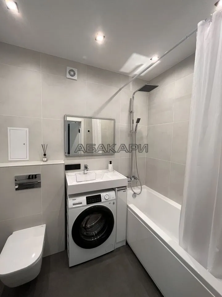 1-комнатная улица Авиаторов, 24  за 55000 руб/мес фото 11