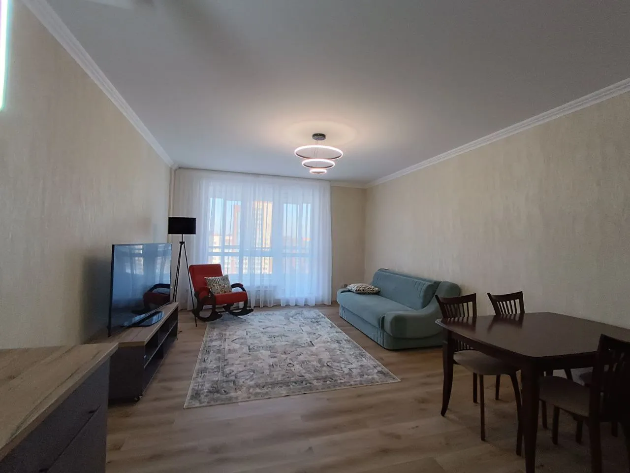 2-комнатная улица Авиаторов, 39  за 60000 руб/мес фото 2